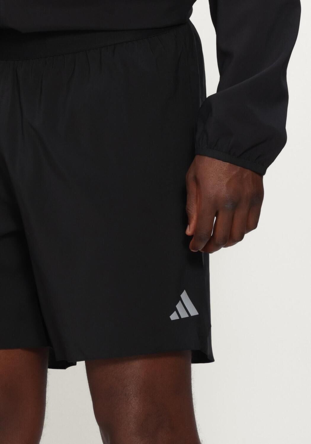 Schwarze ADIDAS Sportshorts RUN ESS SHOR M - large