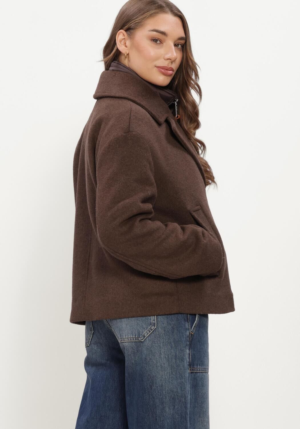 Braune MOSCOW Jack 01-08-SERAPHINA - large