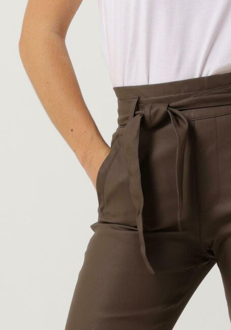 Taupe KNIT-TED Hose FRANCIS PANT - large
