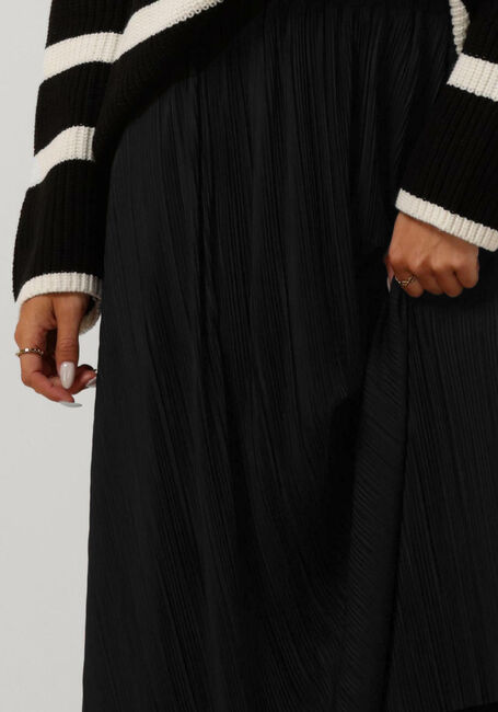 Schwarze SELECTED FEMME Maxirock SLFSIMSA MIDI PLISSE SKIRT - large