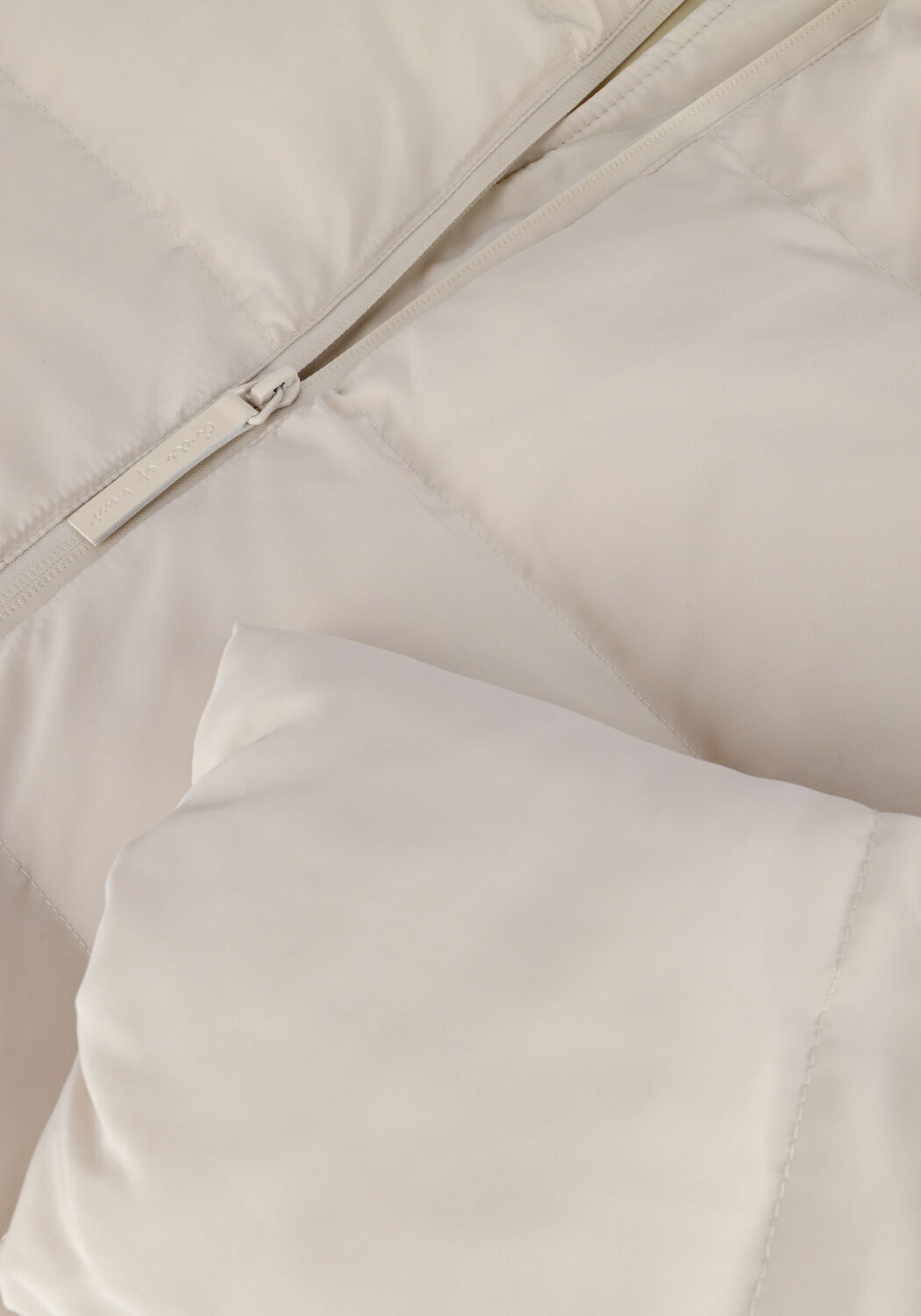 Ecru CIRCLE OF TRUST Wattierte Jack VITA COAT - large