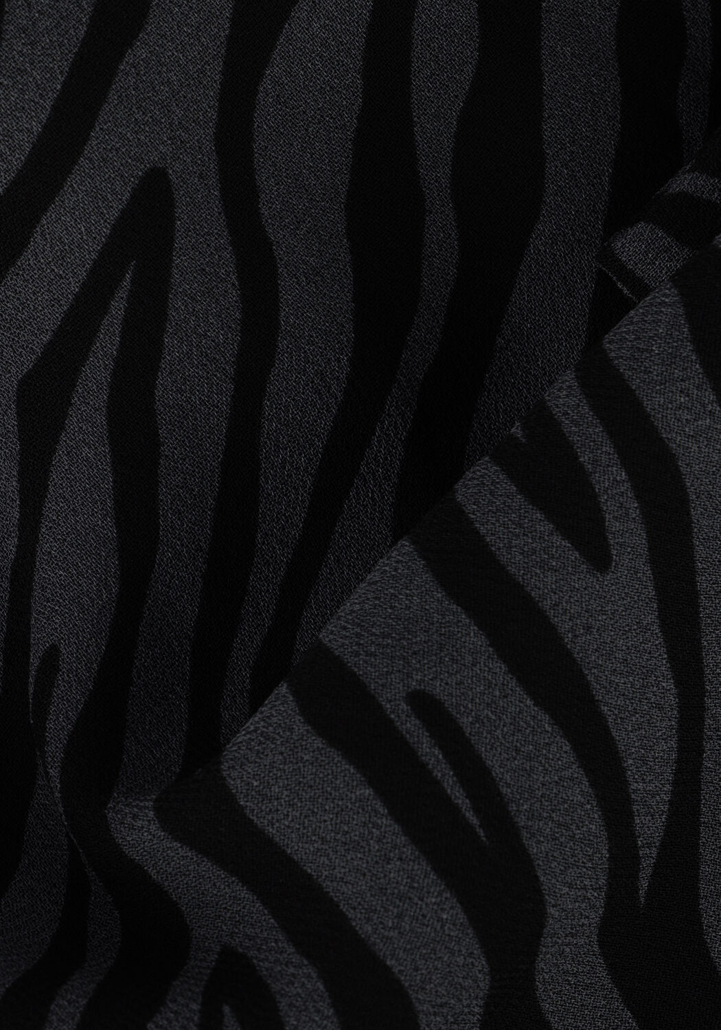 Dunkelgrau MODSTR&Ouml;M Minikleid ARIELLA PRINT DRESS - large