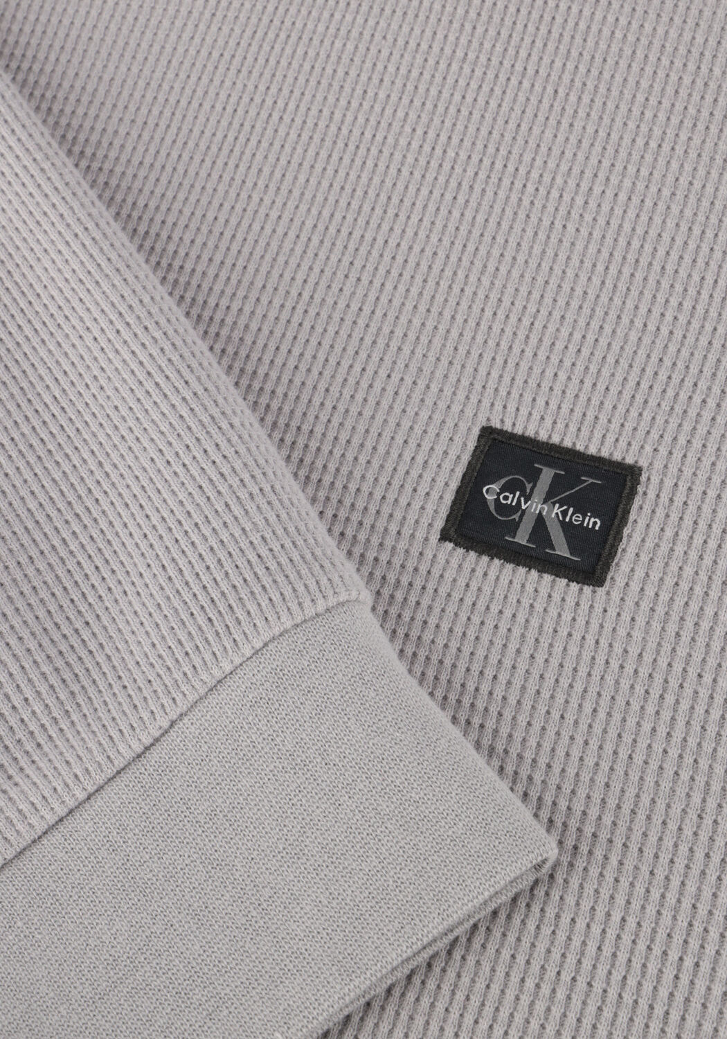 Graue CALVIN KLEIN Pullover LS WAFFLE BADGE CREWNK TEE - large