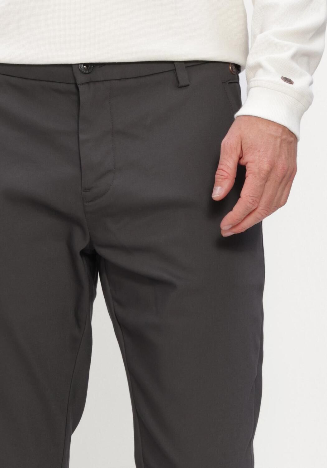 Dunkelgrau CAST IRON Lange Hosen CYLAS TAPERED CHINO MEGDA POWER - large