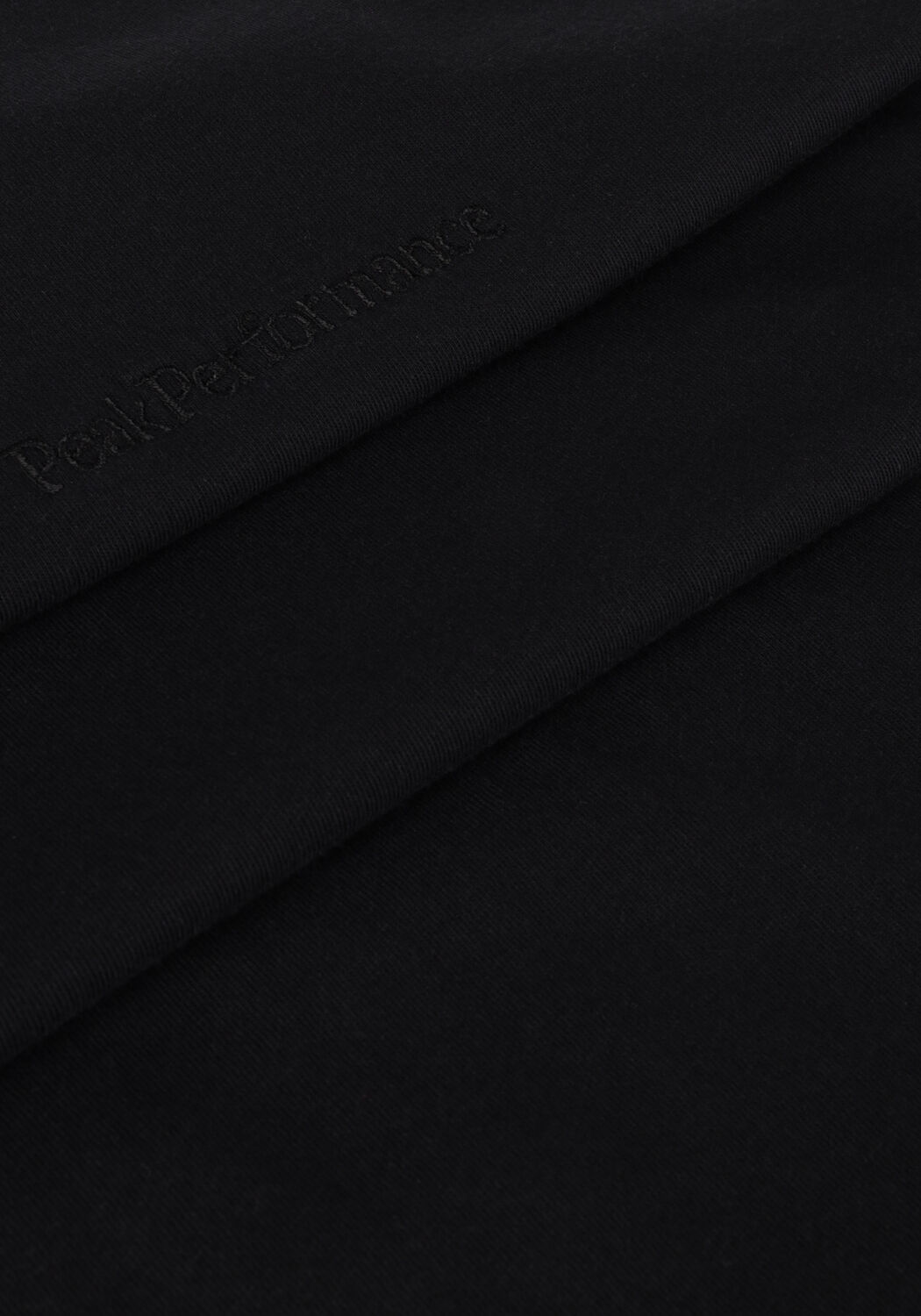 Schwarze PEAK PERFORMANCE T-shirt M ORIGINAL SMALL LOGO TEE - large