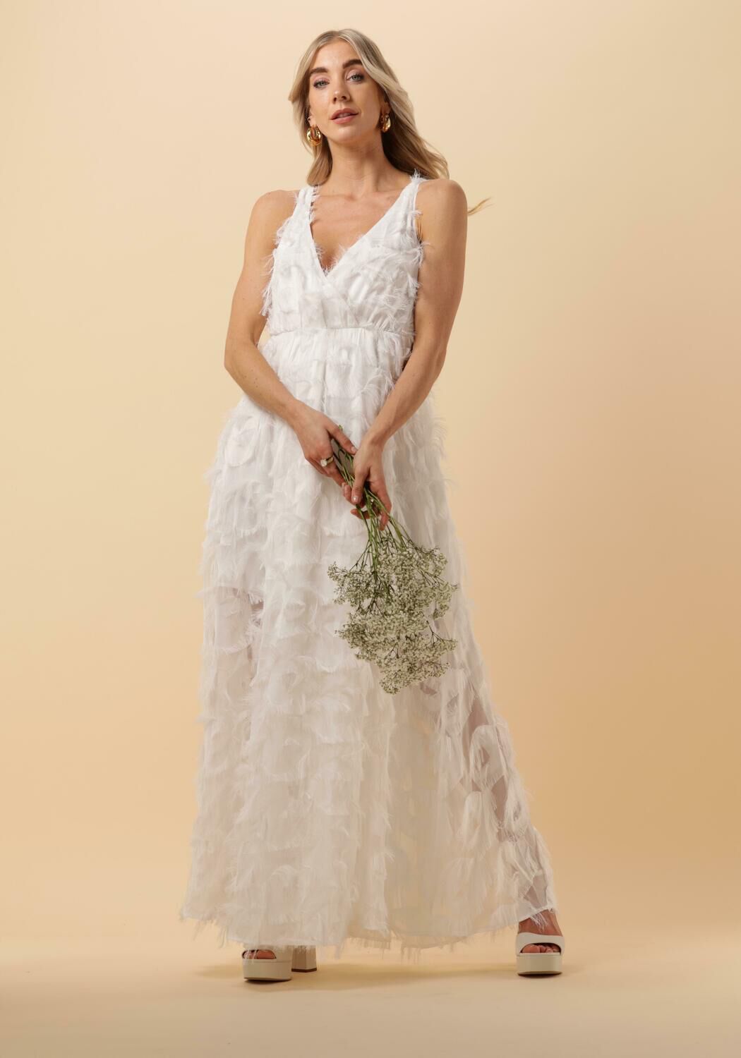 Yas lace dress sale