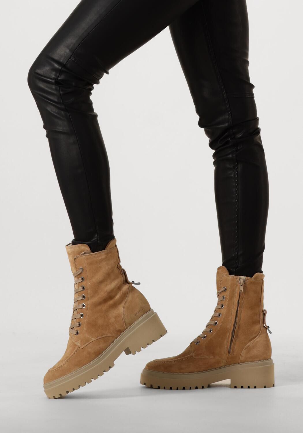 Braune NUBIKK Schn&uuml;rboots FAE BOBBI FUR - large