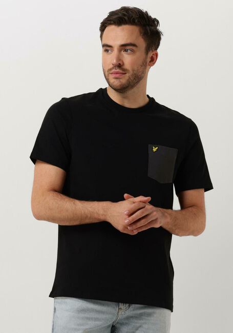 Schwarze LYLE & SCOTT T-shirt CONTRAST POCKET T-SHIRT - large