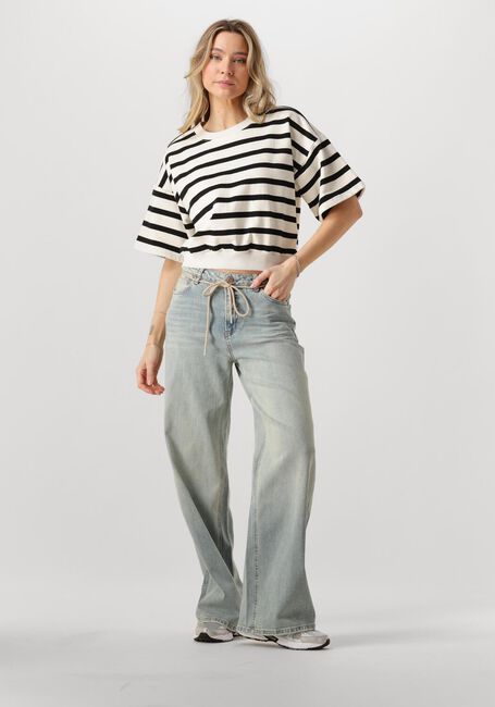 Weiße MINUS Pullover ESTELLA SHORT SLEEVE SWEAT - large
