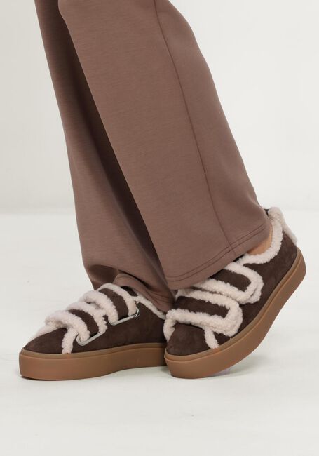 Braune INUIKII Slipper SHEARLING LOW VELCRO - large