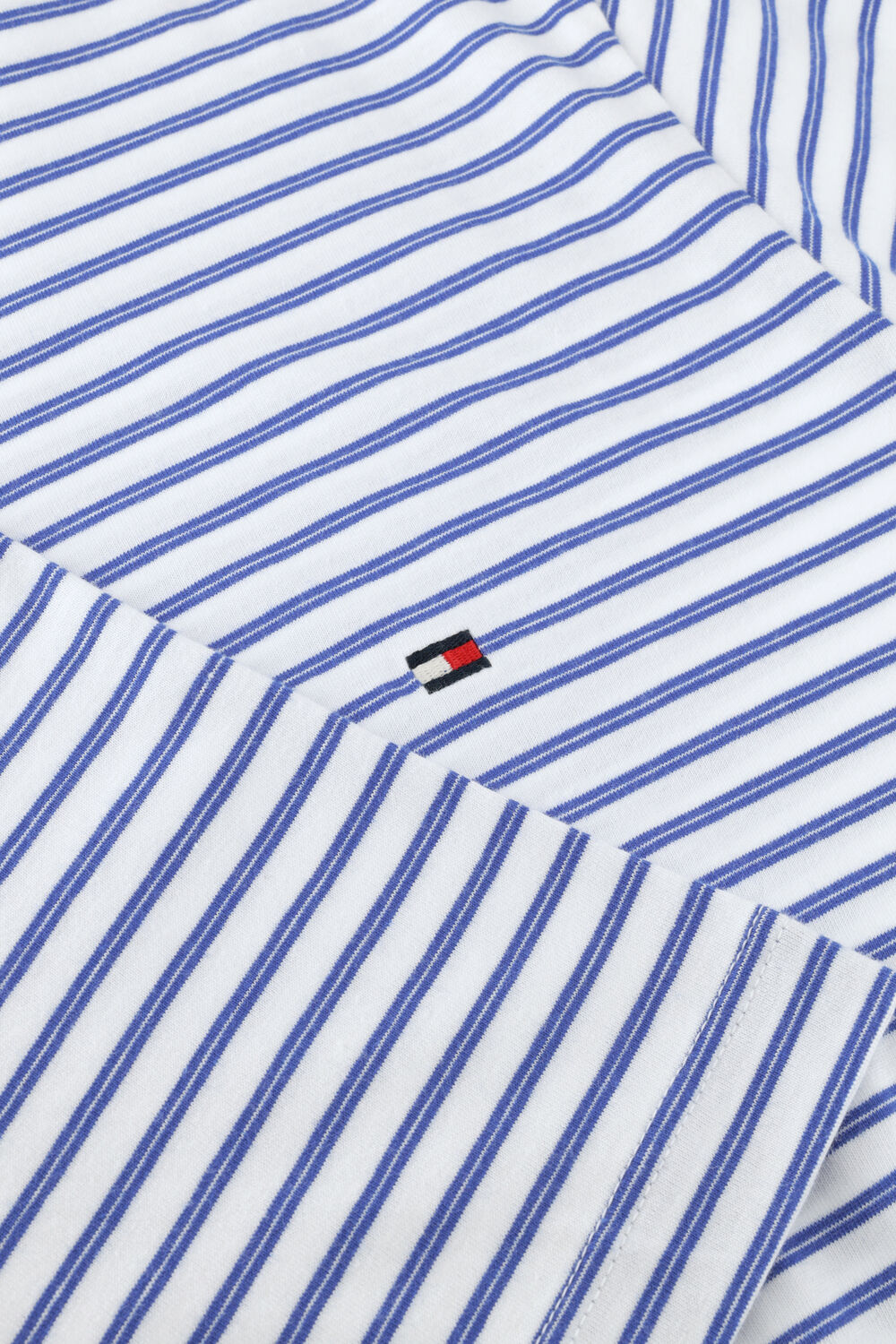 Blaue TOMMY HILFIGER T-shirt ESS SEASONAL REG FIT STRIPE TEE - large