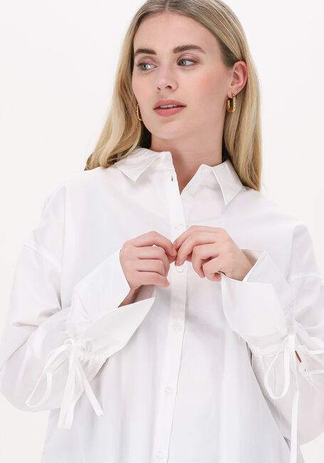 Weiße NA-KD Bluse TIED SLEEVE SHIRT - large