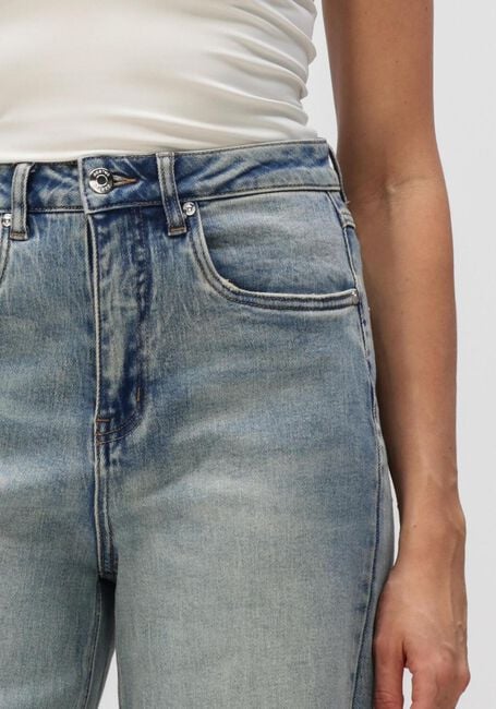 Hellblau GESTUZ Wide jeans GZSARA HW WIDE JEANS - large