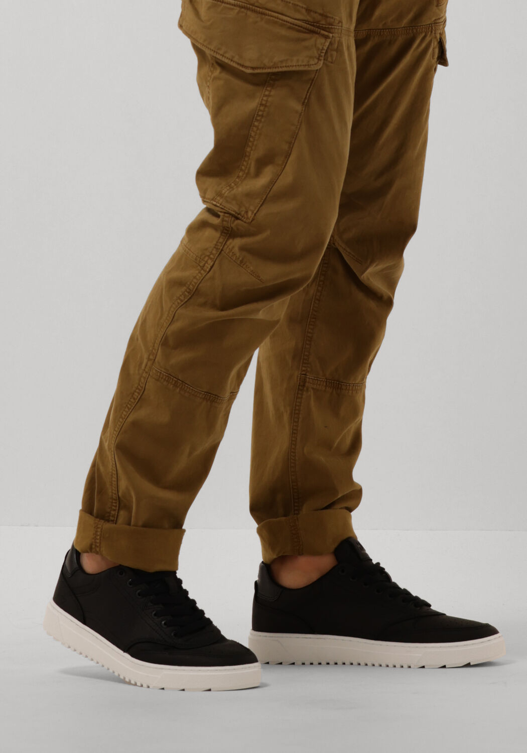 Schwarze HUB Sneaker Low ROYAL-S - large