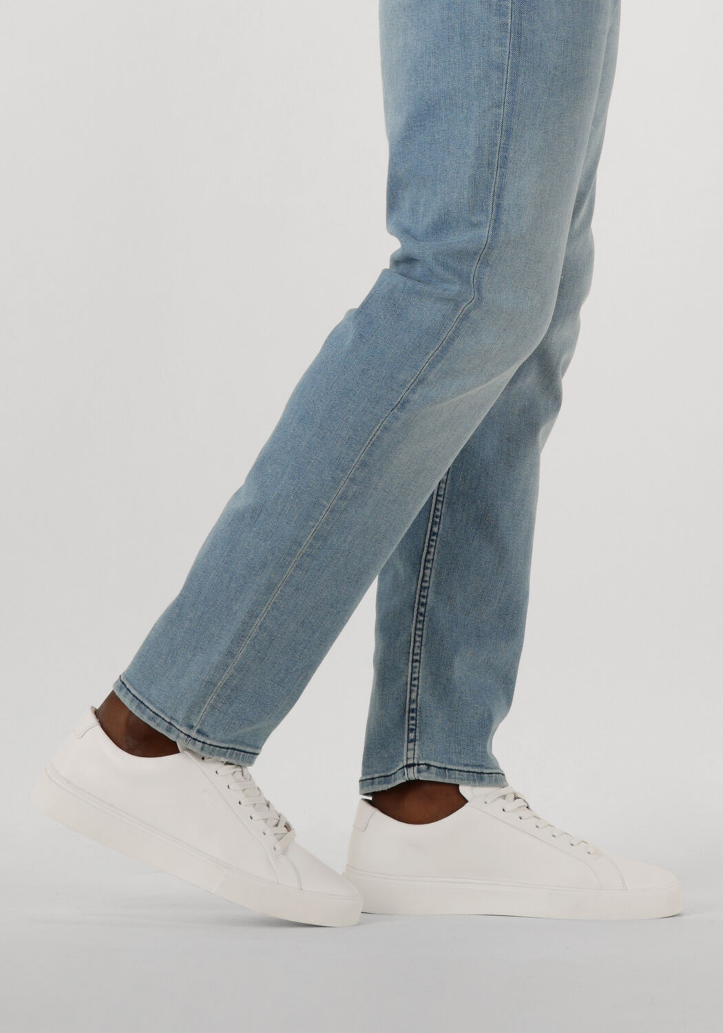 Wei&szlig;e BLACKSTONE Sneaker Low CRAG FINN LOW - large