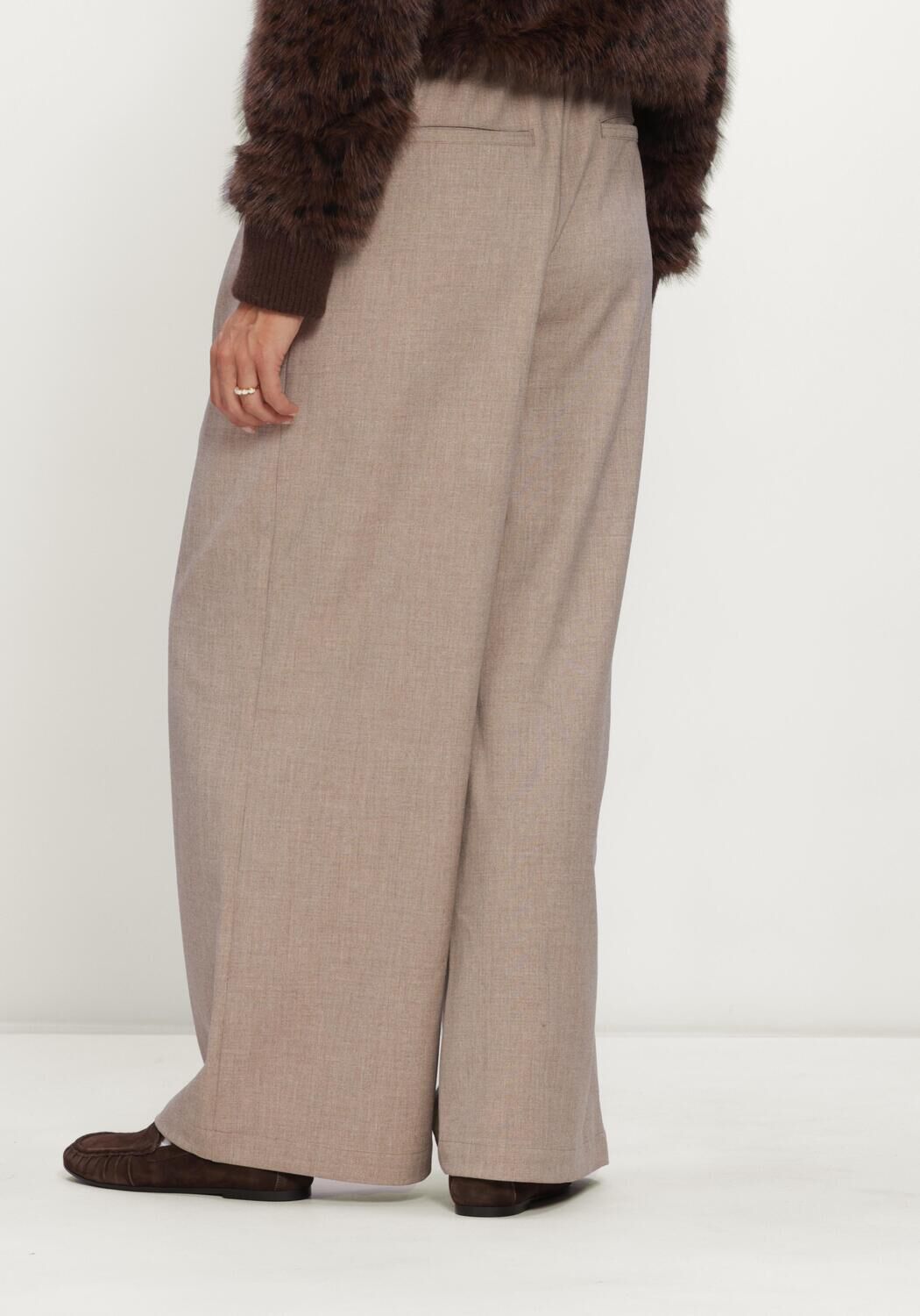 Beige CIRCLE OF TRUST Weite Hose MARLON PANTS - large