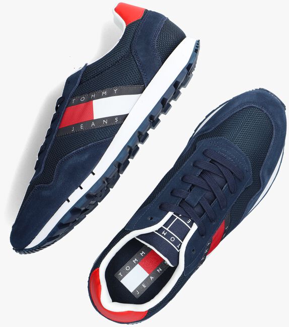 Blaue TOMMY JEANS Sneaker low TOMMY JEANS RETRO RUNNER - large