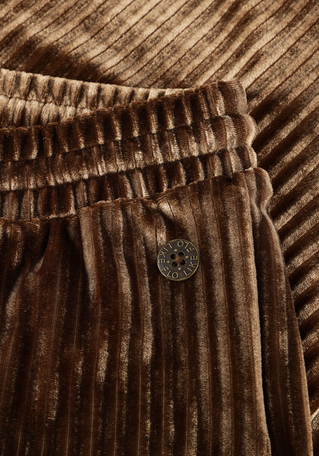 Braune LIKE FLO Weite Hose FEM FLO VELVET - large