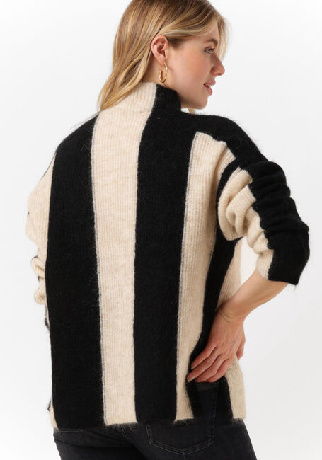Schwarze SECOND FEMALE Rollkragenpullover HERTHA KNIT T-NECK - large