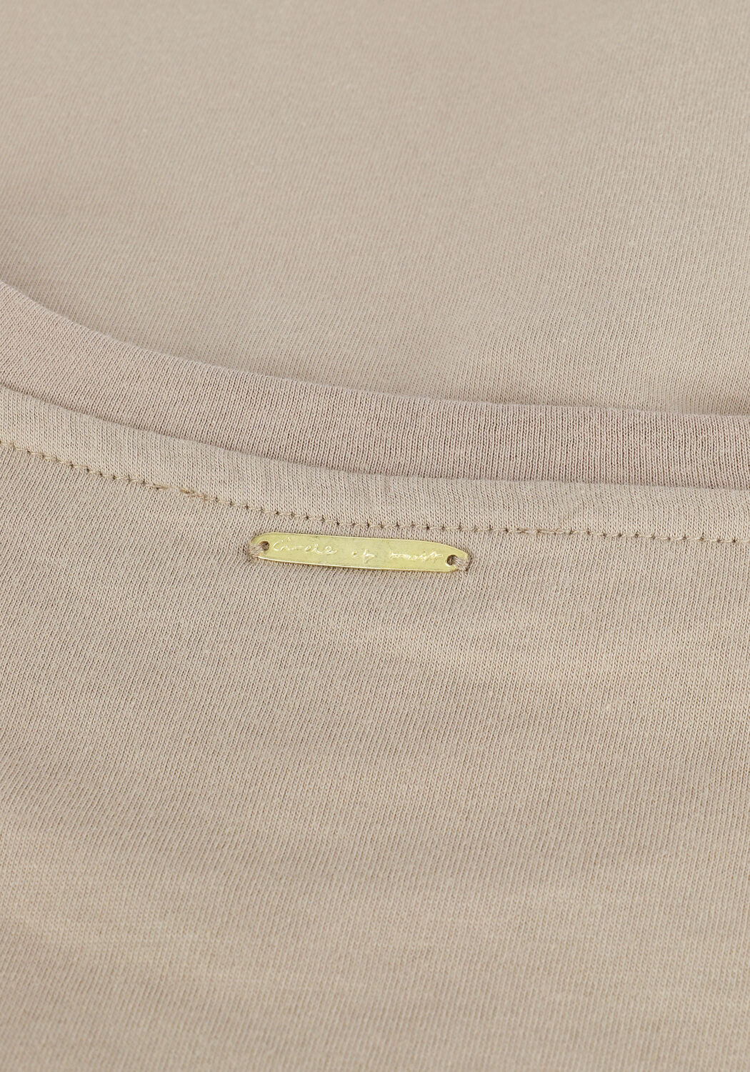 Camelfarbene CIRCLE OF TRUST Top BECKEY TEE - large