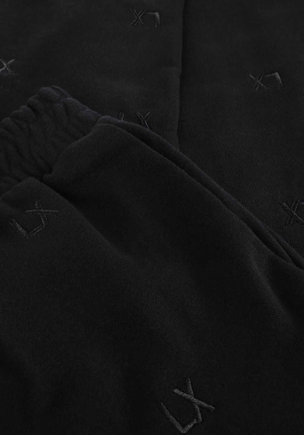 Schwarze ALIX THE LABEL Jogginghose LOGO SWEAT PANT - large