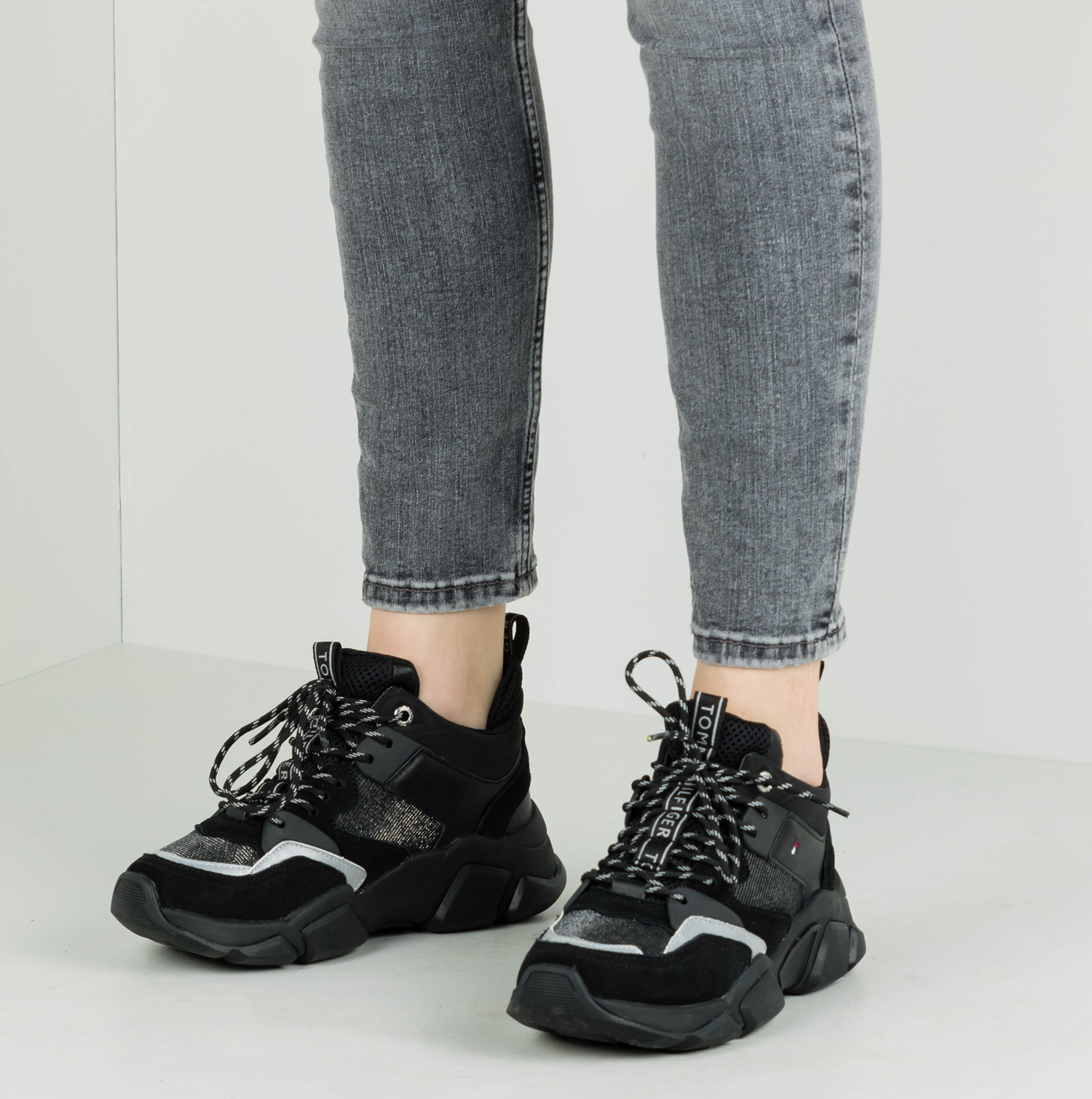 Tommy hilfiger mid cut sneakers