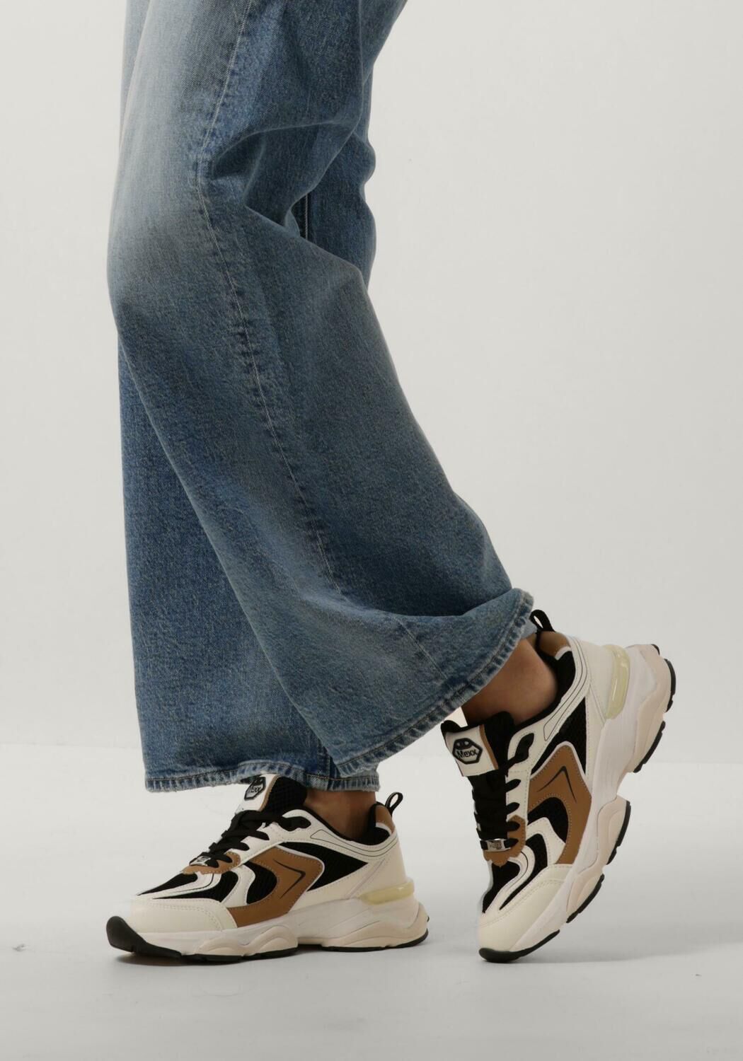 Wei&szlig;e MEXX Sneaker Low NORAH - large