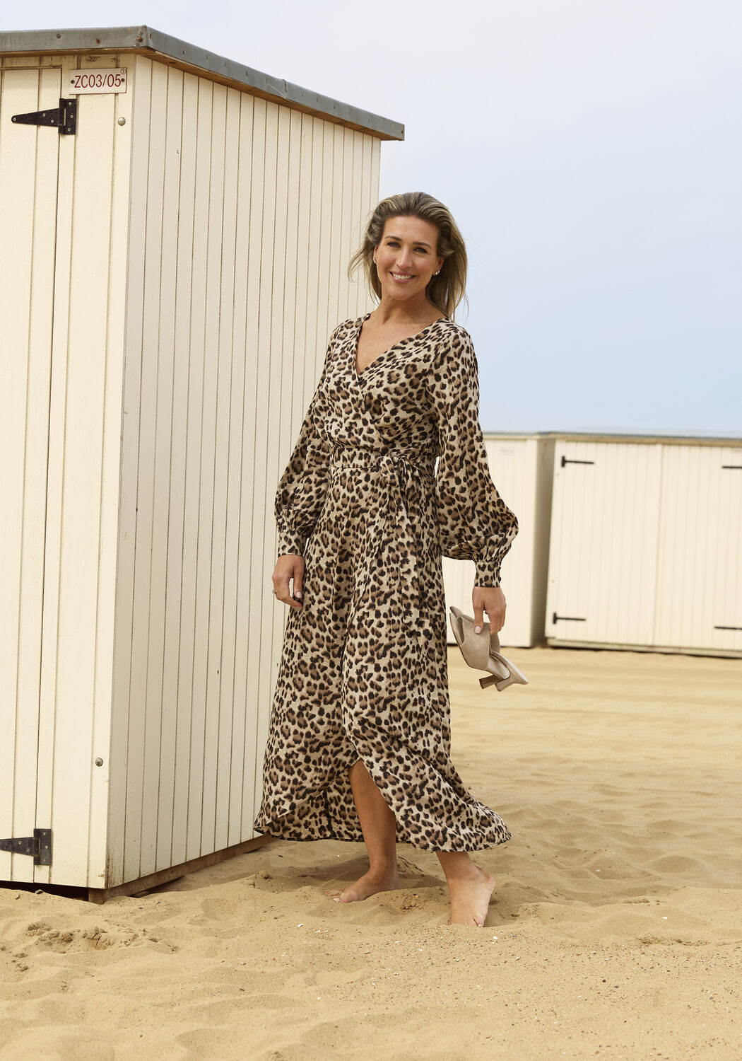 Braune OMODA ATELIER Maxikleid OM-DIVA X BO - large