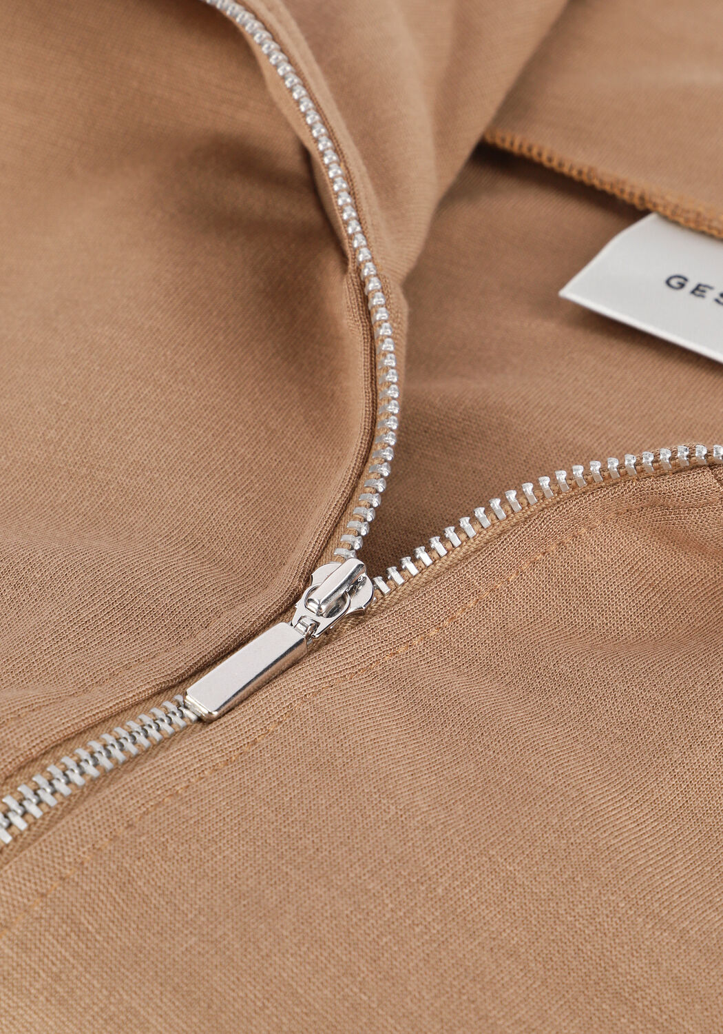 Camelfarbene GESTUZ Pullover MALBAGZ ZIPPER ROLLNECK - large