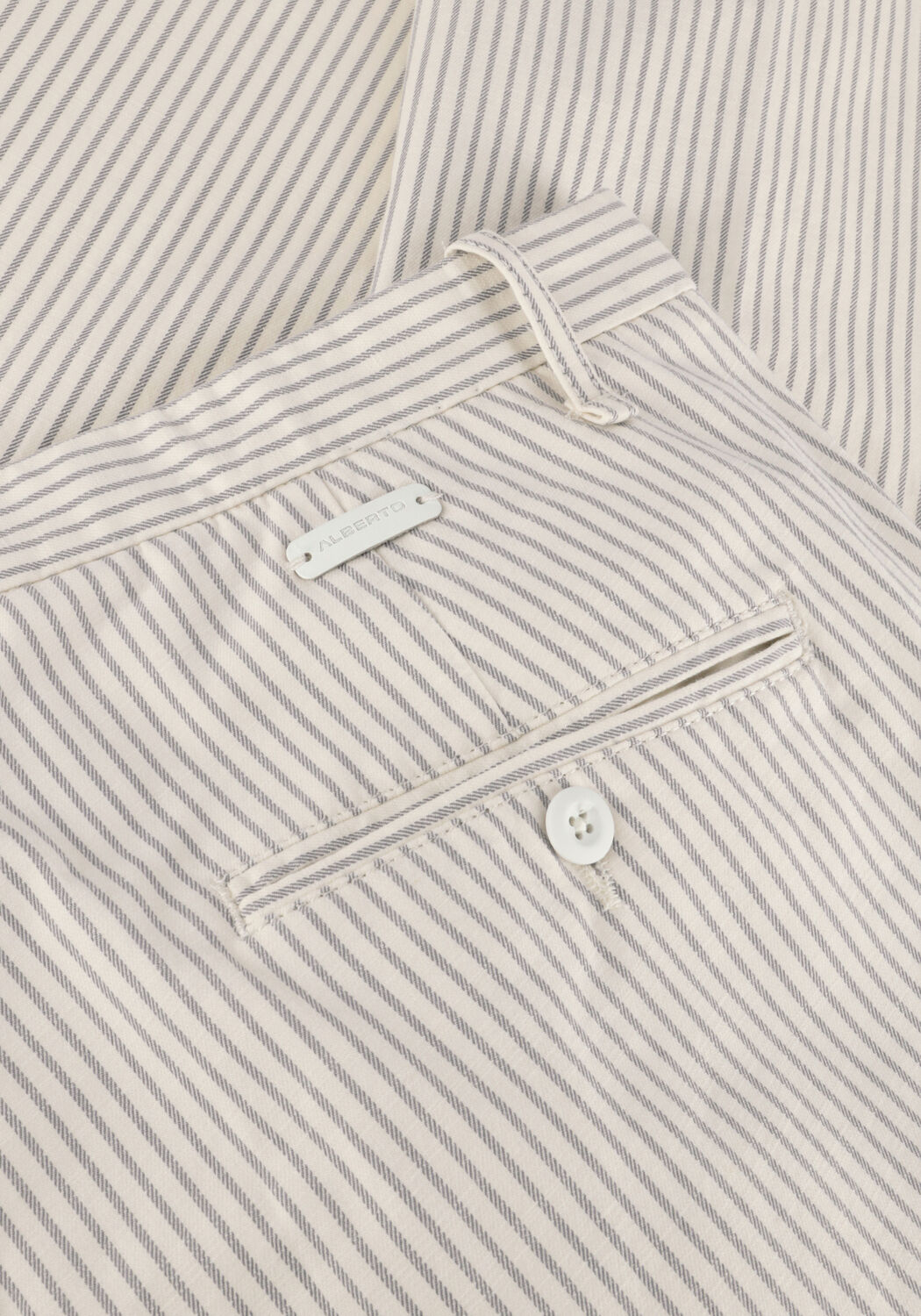 Graue ALBERTO Chino CHARLES - large