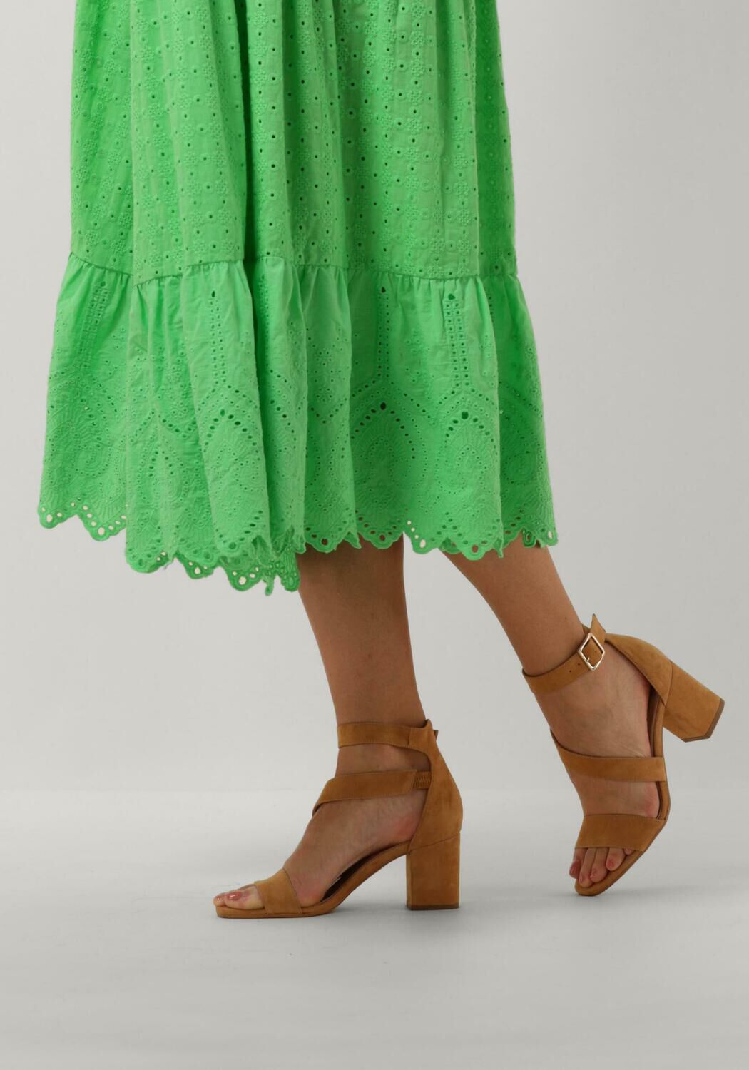 Cognacfarbene NOTRE-V Sandaletten mit Absatz 16036 - large