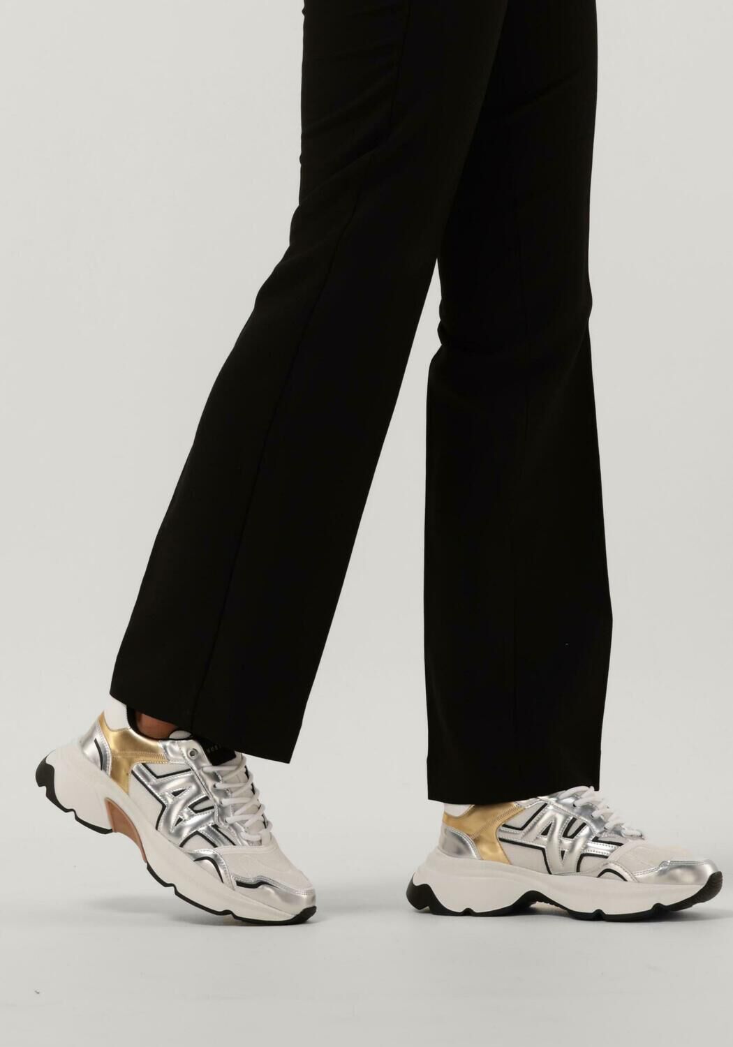 Silberne NUBIKK Sneaker Low ROSS TREK EDGE DAMES - large