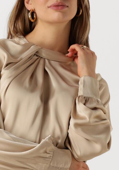 Goldfarbene NEO NOIR Blusen FAIRY DRAPY SATIN BLOUSE - large