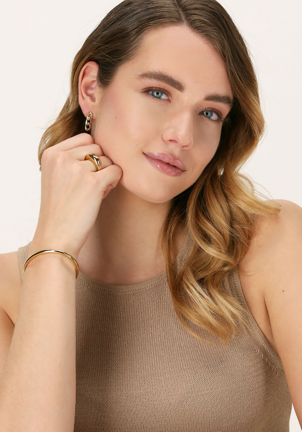 Goldfarbig NOTRE-V Ring RING ZEGEL ONE SIZE - large