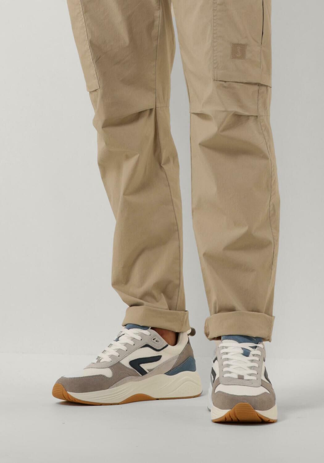 Wei&szlig;e HUB Sneaker Low GLIDE - large