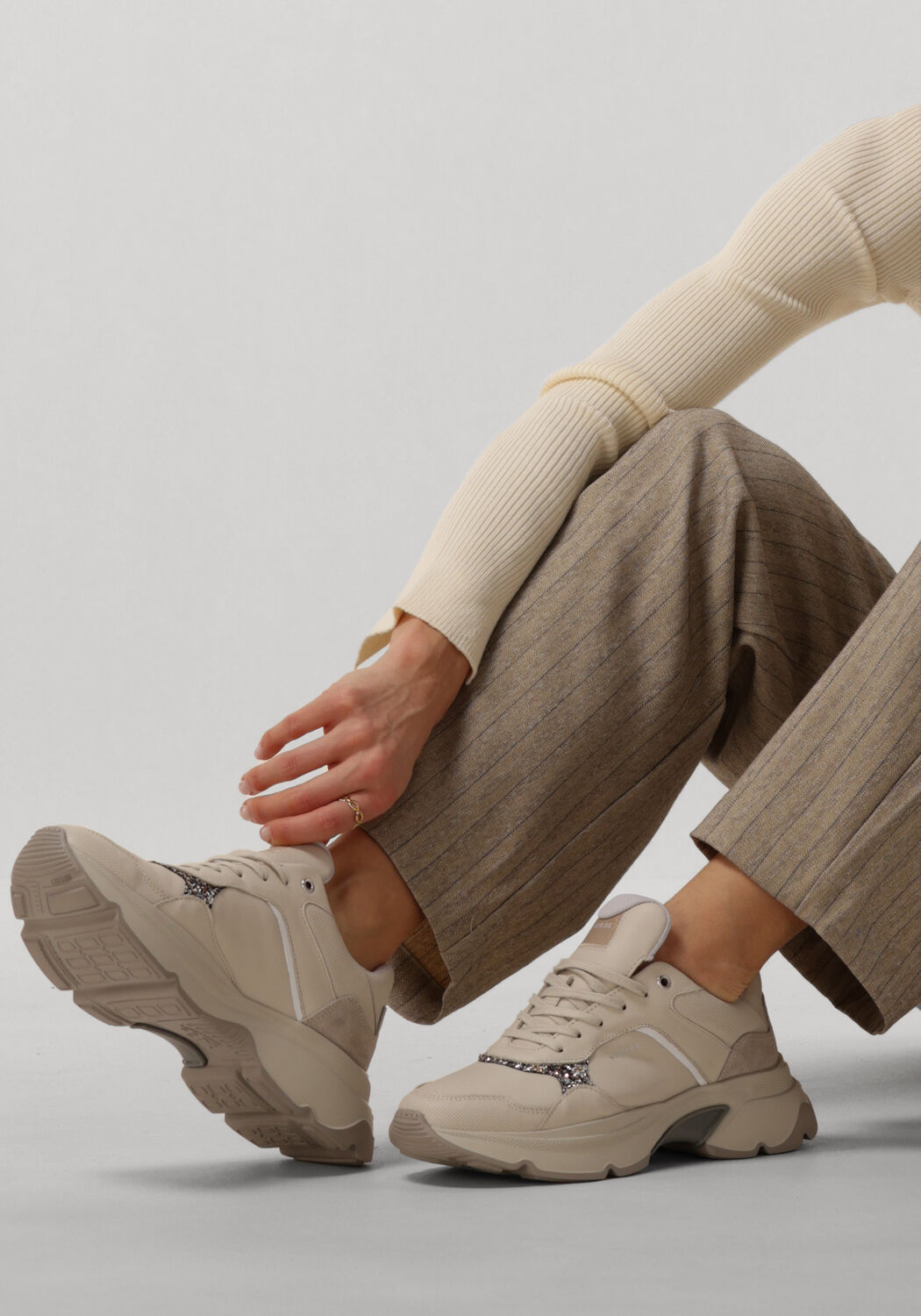 Taupe NUBIKK Sneaker Low ROSS JADEN - large
