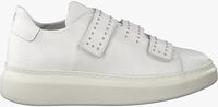white DEABUSED shoe 17.469  - medium