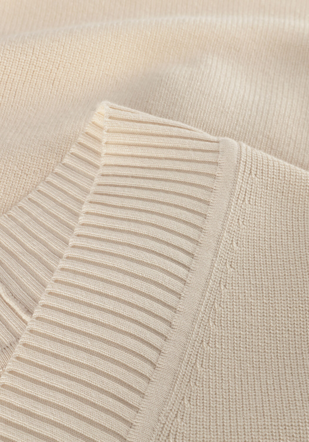 Beige VANILIA Spencer V-NECK RIB - large