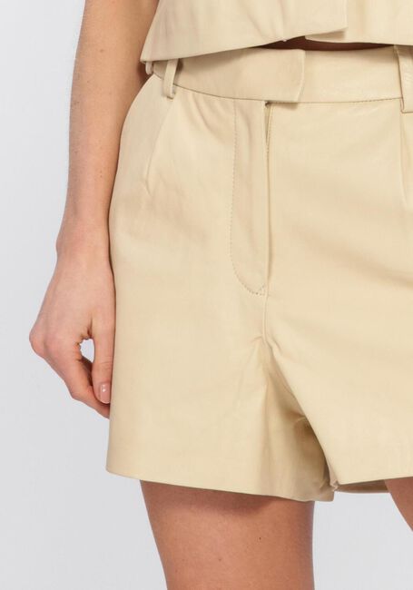 Ecru STUDIO AR Kurze Hose SOFIE SHEEP SOFT WAXED - large