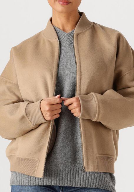 Camelfarbene DRYKORN Jack JANWYN - large