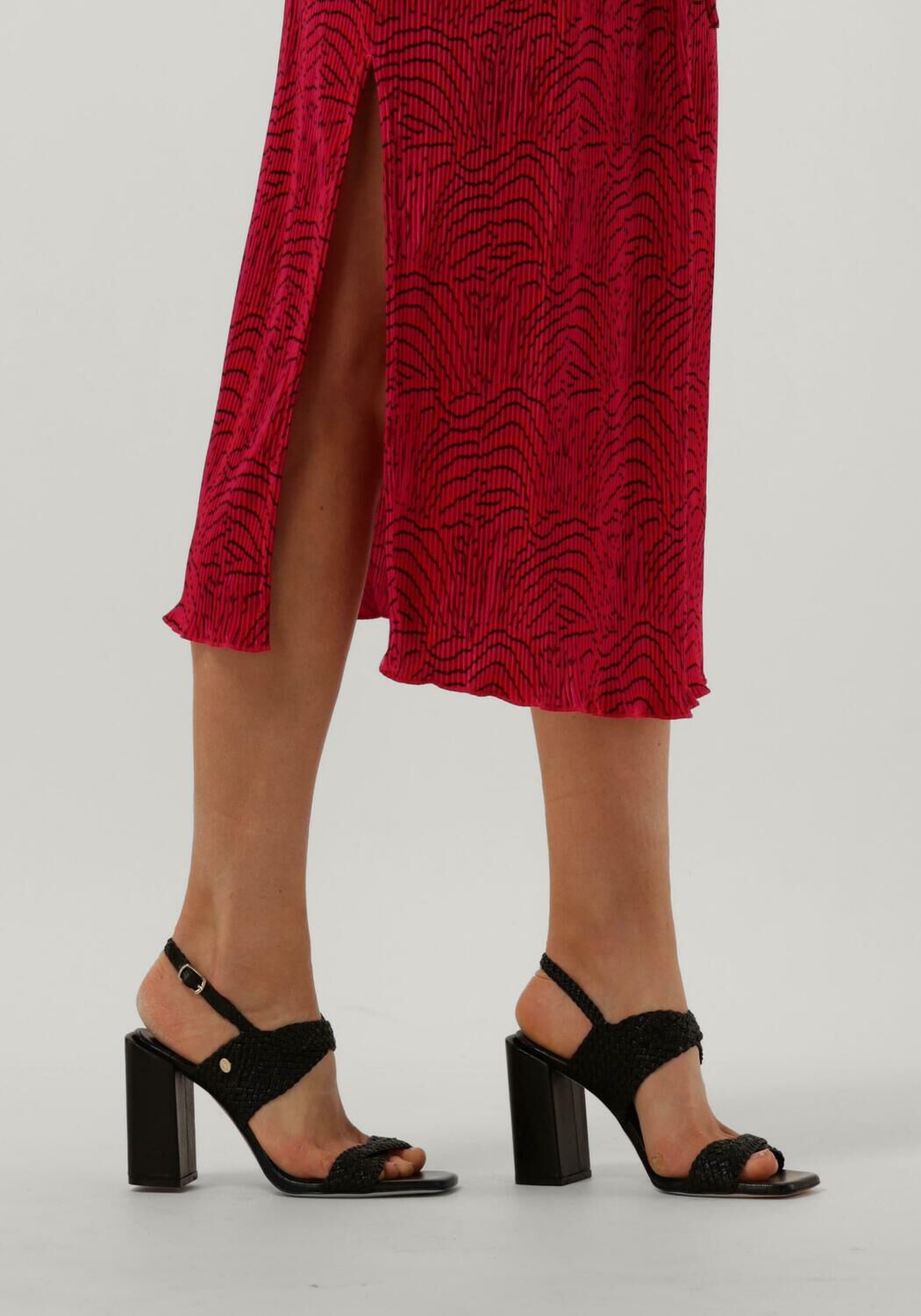 Schwarze FRED DE LA BRETONIERE Sandalen 163010158 - large