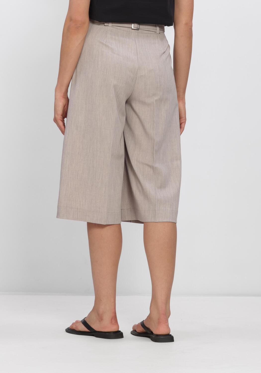 Braune OBJECT Kurze Hosen OBJIVALO HW LO BERMUDA SHORTS - large
