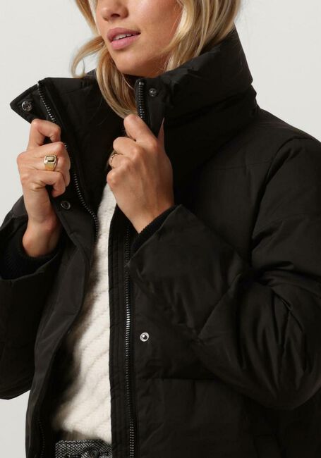 Schwarze MSCH COPENHAGEN Wattierte Jack MSCHPETRA PAVINARIA JACKET - large