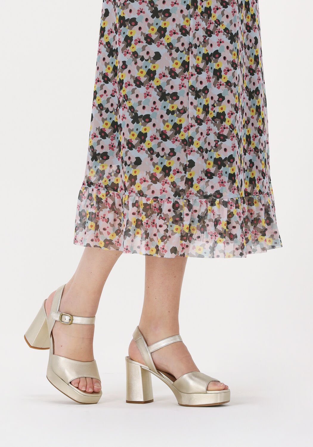 Goldfarbene UNISA Sandaletten mit Absatz ODRAN - large