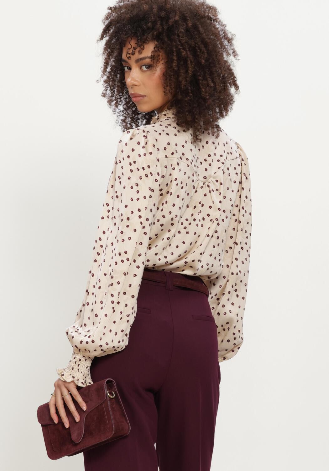 Beige NEO NOIR Blusen ASTRIDA FLOWER JACQUARD BLOUSE - large