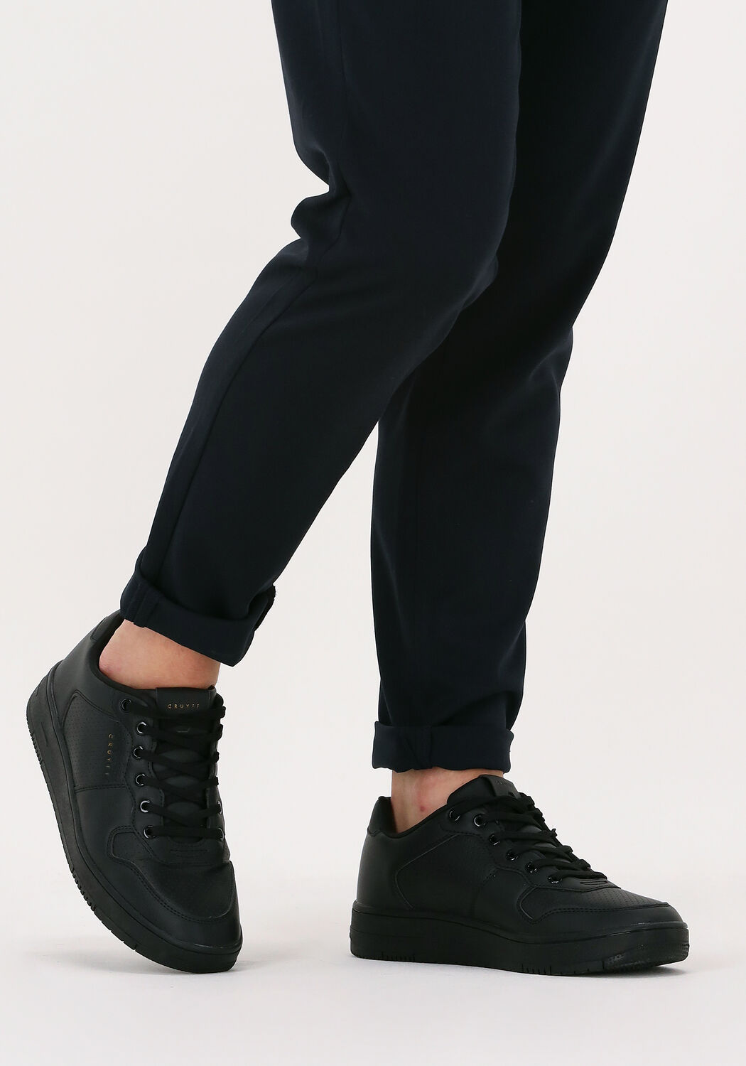 Schwarze CRUYFF Sneaker Low INDOOR ROYAL - large