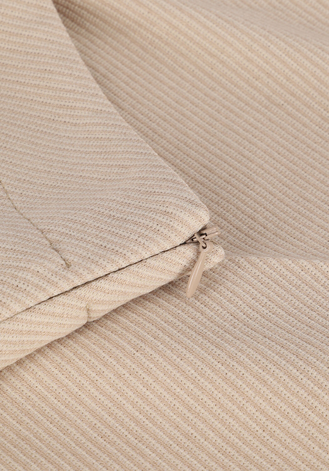 Beige DRYKORN Weite Hose BEFORE - large