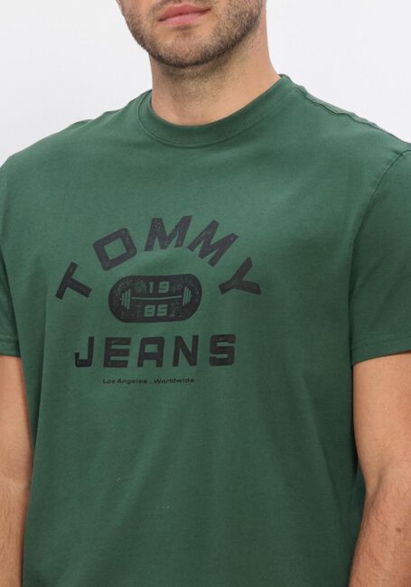 Dunkelgr&uuml;n TOMMY JEANS T-shirt TJM REG TJ GYM SS TEE EXT - large