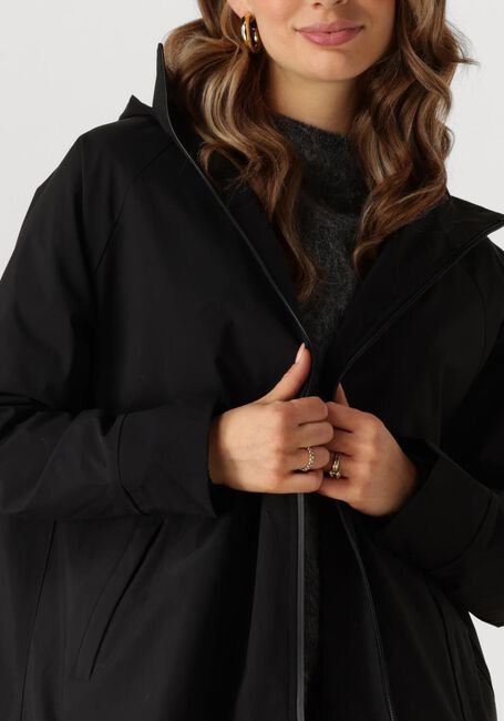 Schwarze DEBLON SPORTS Regenjacke ROMY RAINCOAT - large