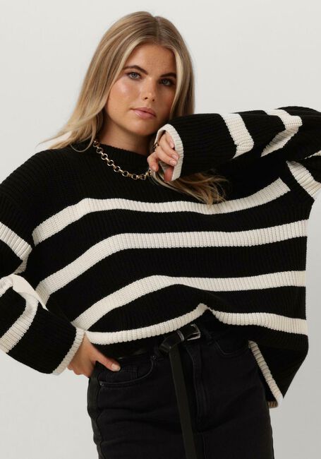 Schwarze SELECTED FEMME Pullover SLFBLOOMIE LS KNIT O-NECK - large